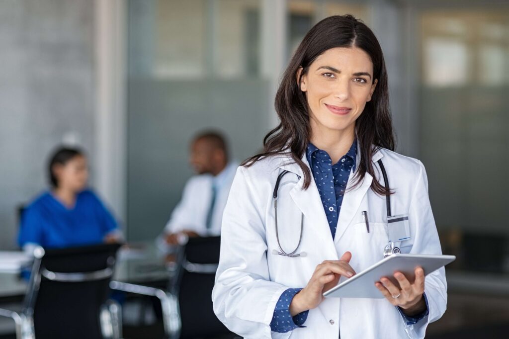 Entenda como funciona a abertura de empresa para médicos